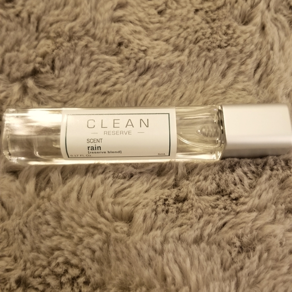 Travel sized 0.17 oz /5ml bottle clean reserve rain